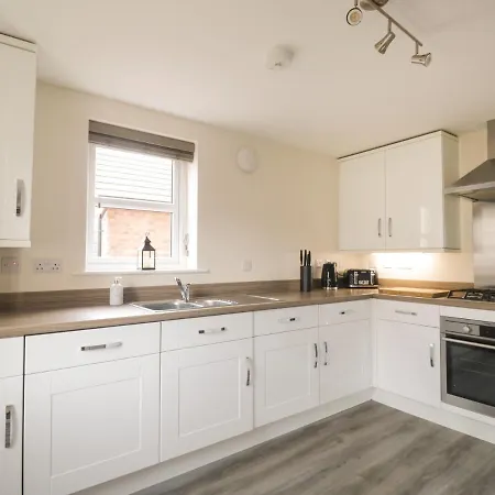 78 Bishops Way *