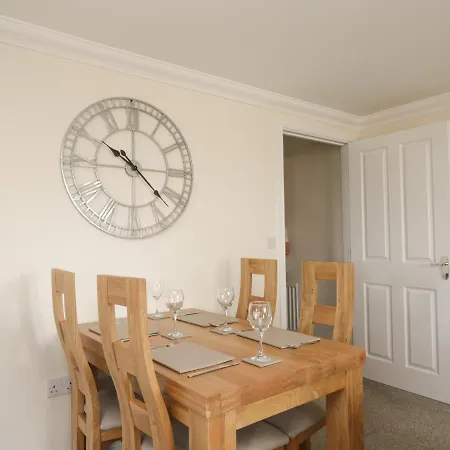 78 Bishops Way *